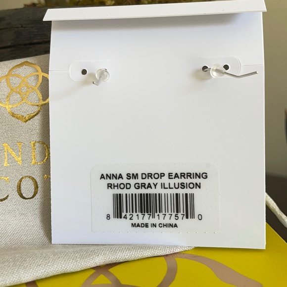 Kendra Scott Anna Small Drop Earrings - Picture 2 of 5